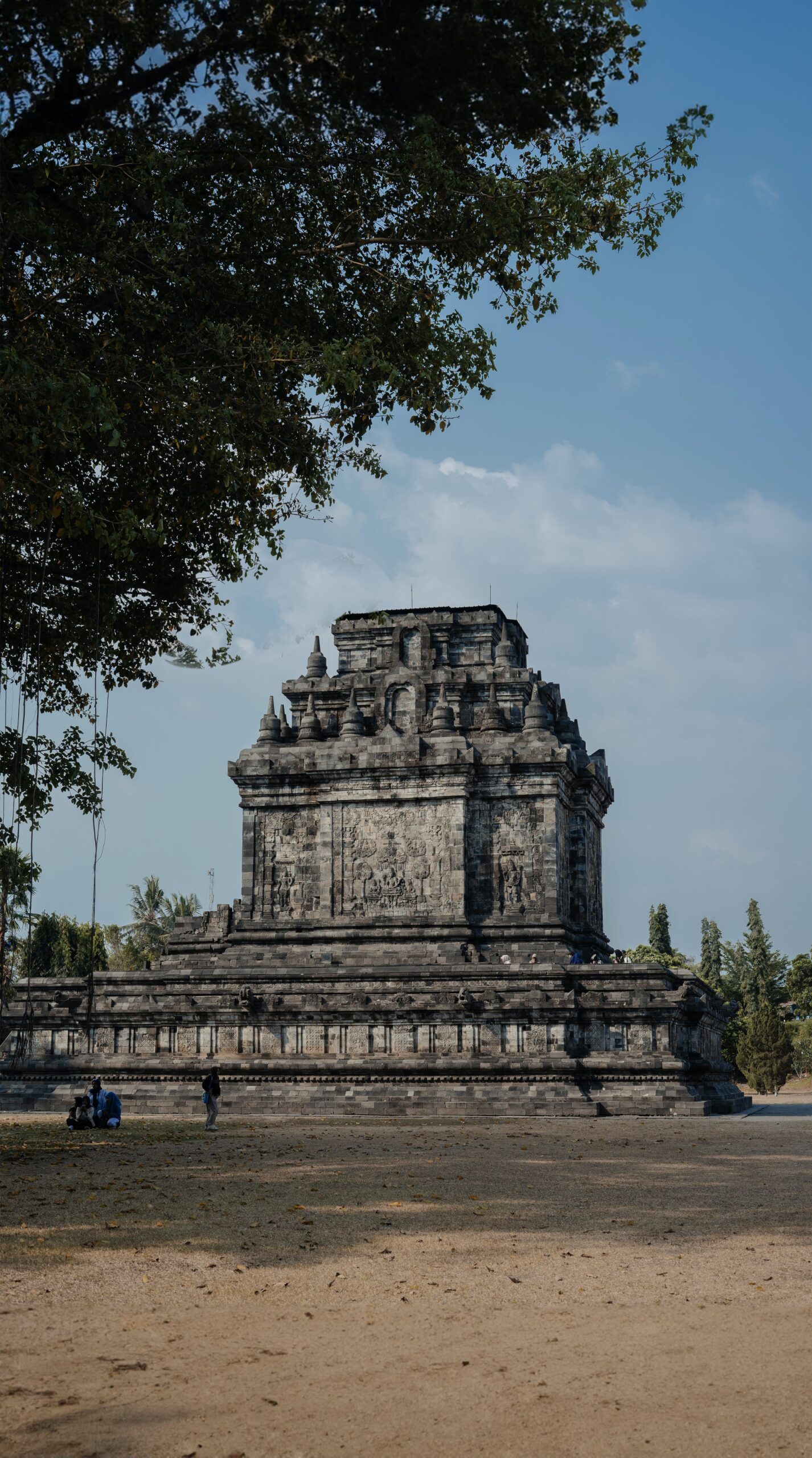 Temples Of Thanjavur: Brihadeeswarar And More