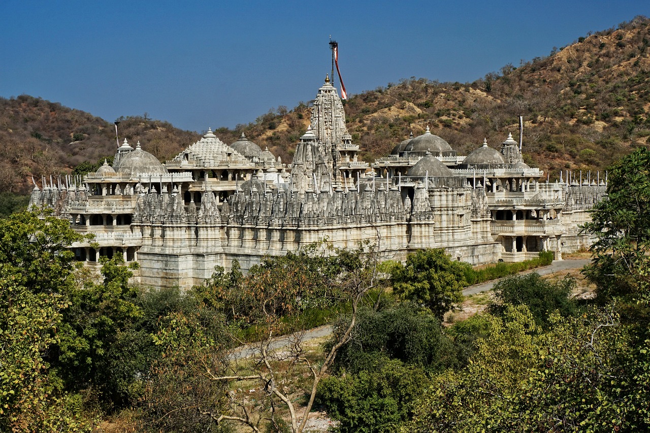 Shree Digambar Jain Lal Mandir: The Red Jain Temple